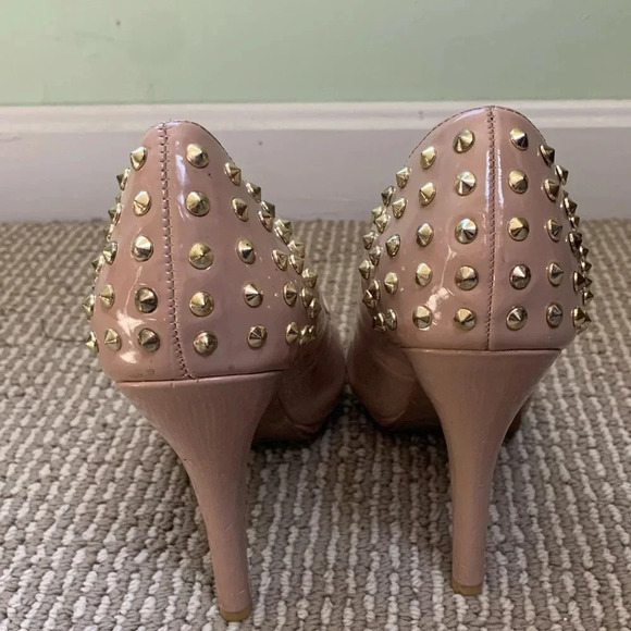 Steve Madden Gold Studded Heels - Picture 4 of 10